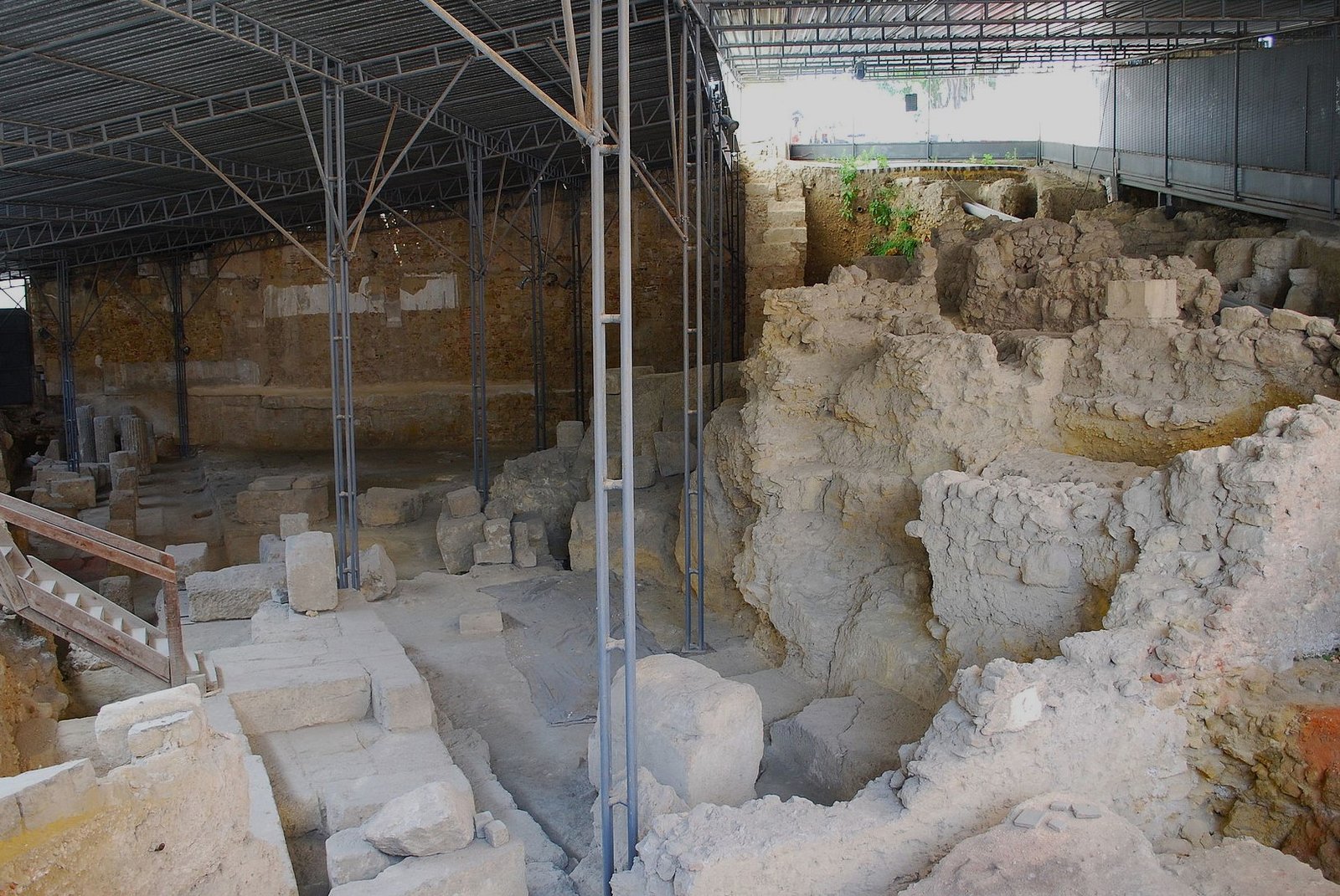 An image of the Ancient Roman Theater of Lisbon on our Roman Lisbon History Tour.