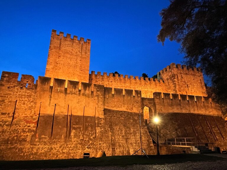 The Castelo de Sao Jorge in Lisbon at dusk